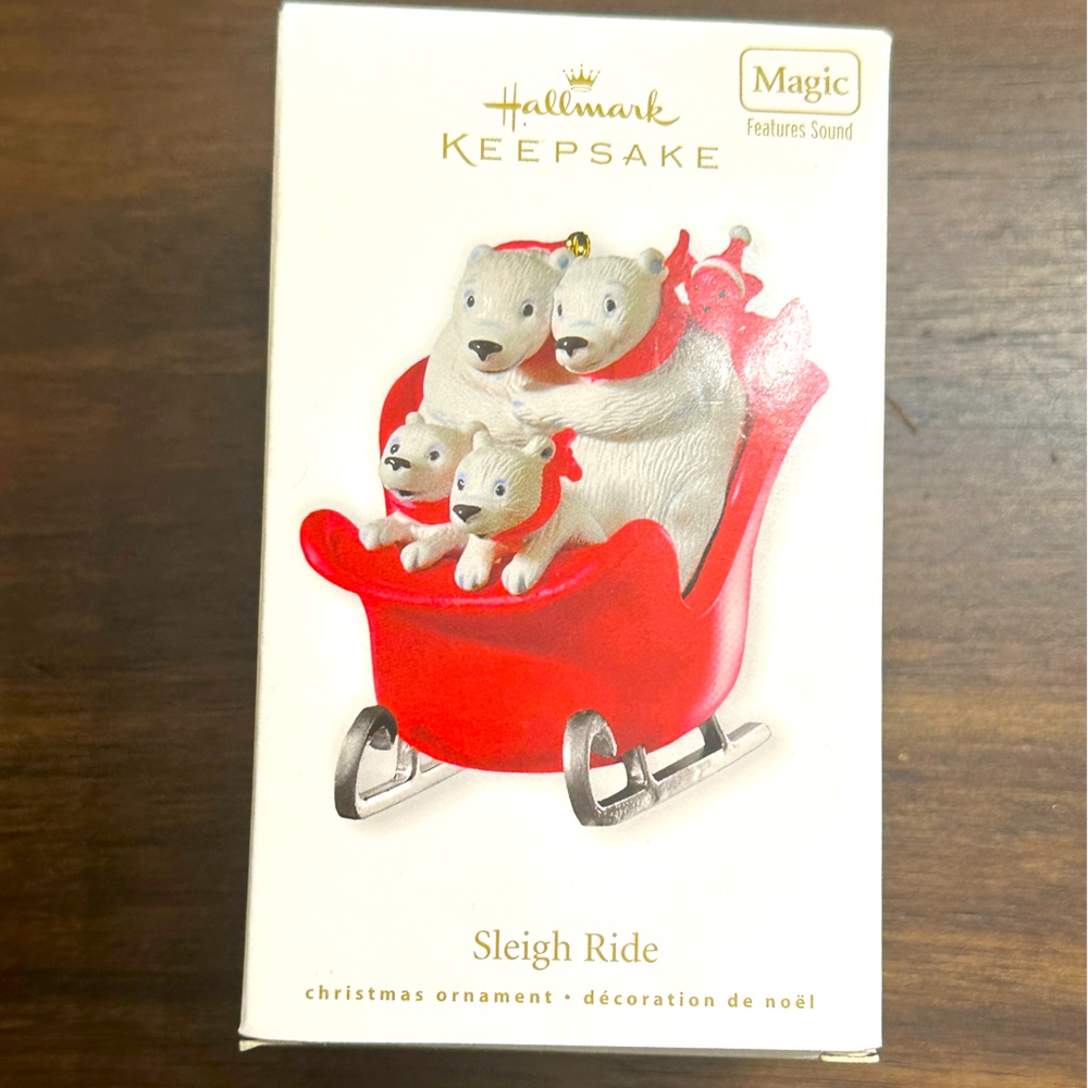 Hallmark Keepsake Sleigh Ride Polar Bears Christmas Ornament 2010 NWT Box